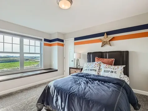 8915 Periwinkle Boulevard Woodbury MN 55129