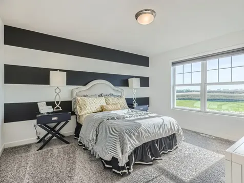 8915 Periwinkle Boulevard Woodbury MN 55129