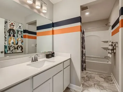 8915 Periwinkle Boulevard Woodbury MN 55129