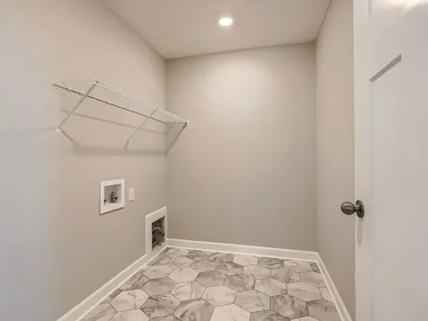 8915 Periwinkle Boulevard Woodbury MN 55129