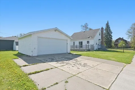 3019 N 21st Street Superior WI 54880
