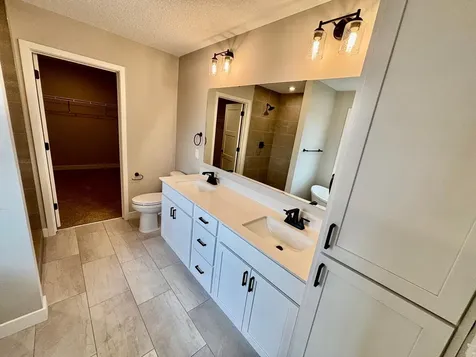 901 Kepler Avenue NE Hanover MN 55341