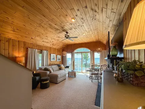 6327 Lavinia Road NE Bemidji MN 56601