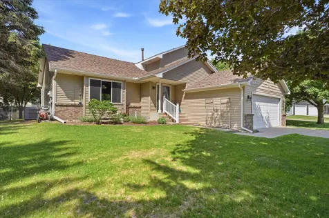 8420 Timberwood Court Woodbury MN 55125