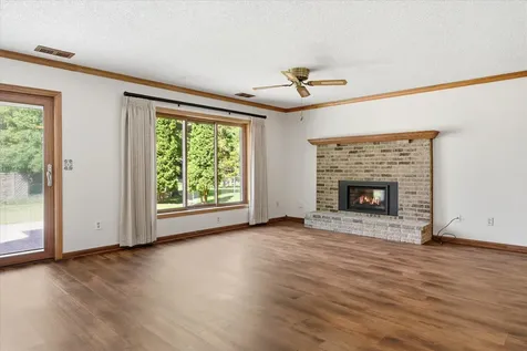 8420 Timberwood Court Woodbury MN 55125