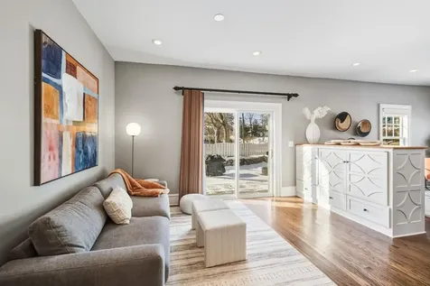 185 W Lake Street Excelsior MN 55331