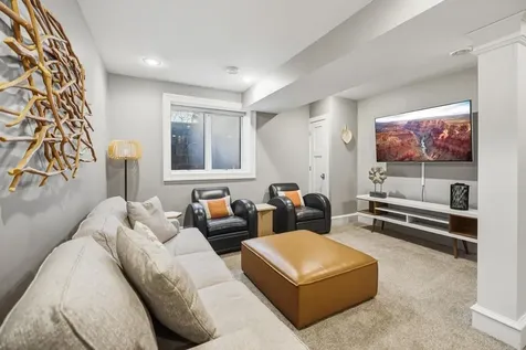 185 W Lake Street Excelsior MN 55331