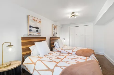 185 W Lake Street Excelsior MN 55331