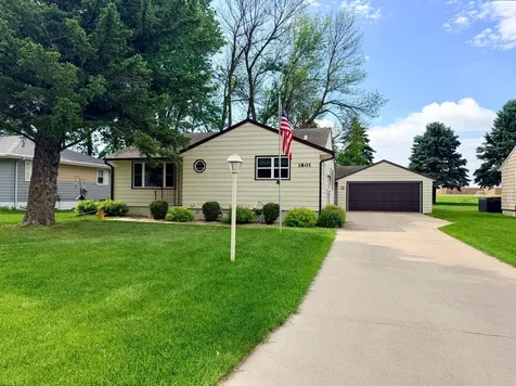 1801 S Shore Drive Worthington MN 56187