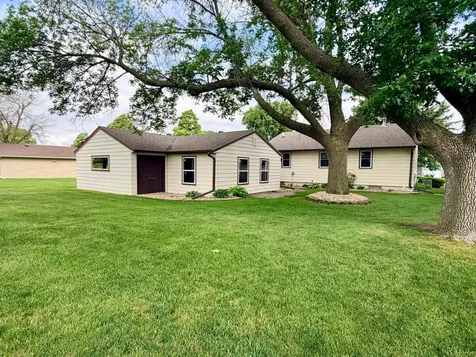 1801 S Shore Drive Worthington MN 56187