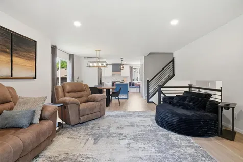 9120 Chesshire Lane N Maple Grove MN 55369