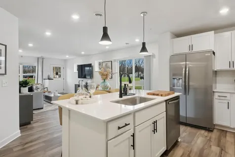 15031 Adare Way Rosemount MN 55068