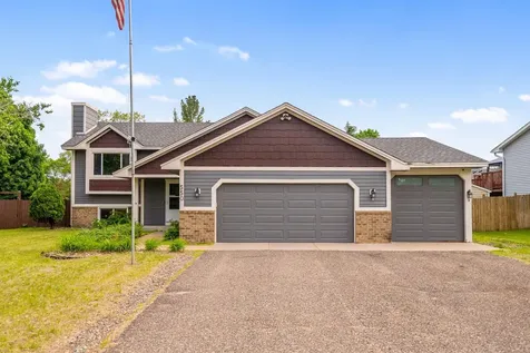 550 Mckinley Street Anoka MN 55303