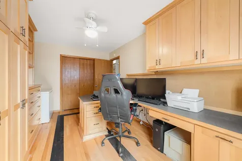 550 Mckinley Street Anoka MN 55303