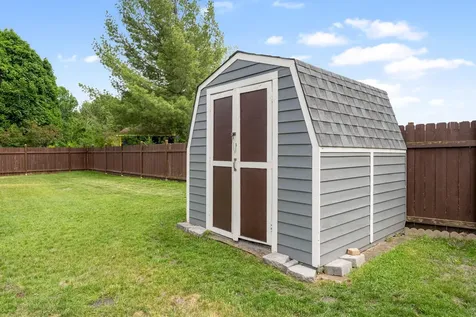 550 Mckinley Street Anoka MN 55303