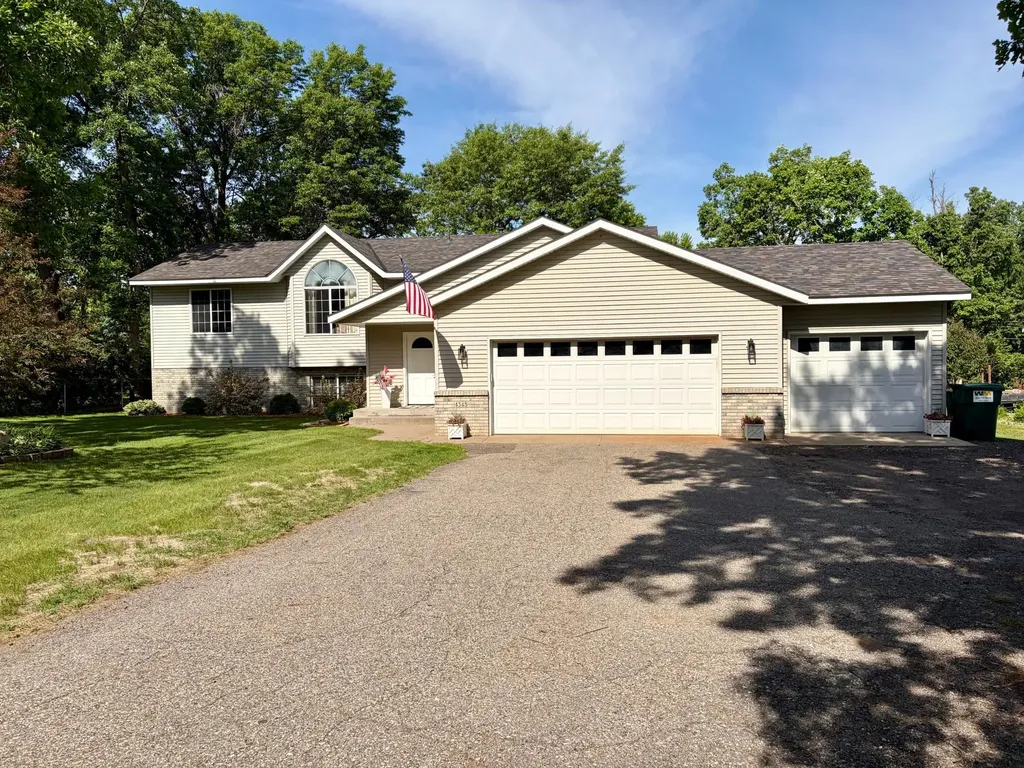 4348 107th Avenue SE Clear Lake MN 55319