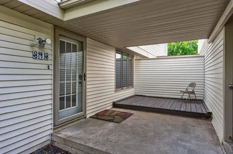 313 Elan Court Woodbury MN 55125