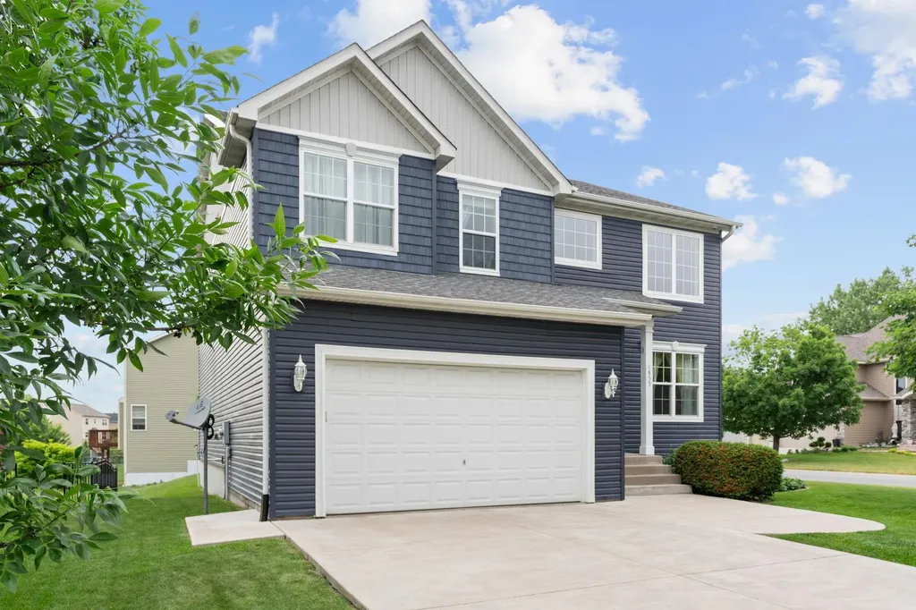 1855 113th Court NE Blaine MN 55449