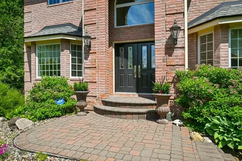 12728 Sable Drive Burnsville MN 55337