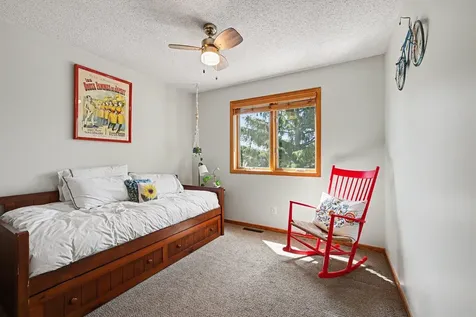 8740 Hillview Drive E Saint Bonifacius MN 55375