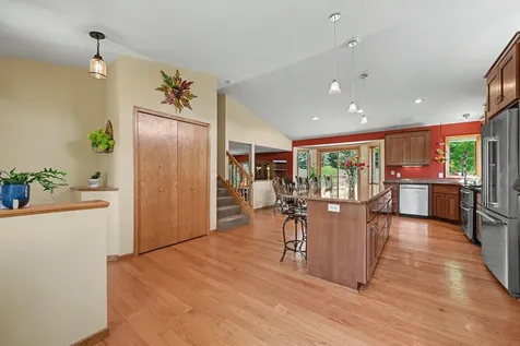8740 Hillview Drive E Saint Bonifacius MN 55375