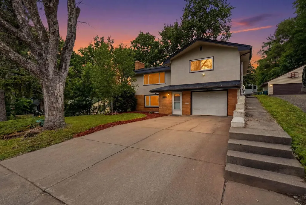 1201 44th Avenue NE Columbia Heights MN 55421