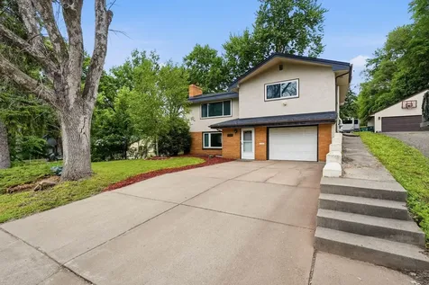 1201 44th Avenue NE Columbia Heights MN 55421