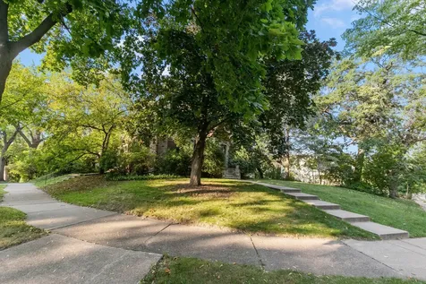 201 Melbourne Avenue SE Minneapolis MN 55414