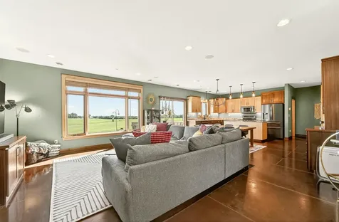 5234 80th Avenue SW Byron MN 55920