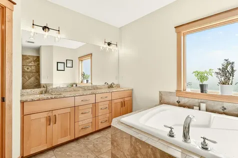 5234 80th Avenue SW Byron MN 55920