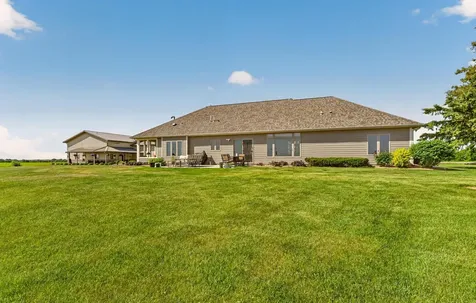 5234 80th Avenue SW Byron MN 55920