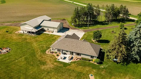 5234 80th Avenue SW Byron MN 55920