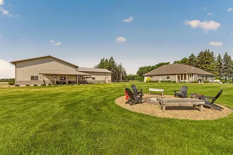 5234 80th Avenue SW Byron MN 55920