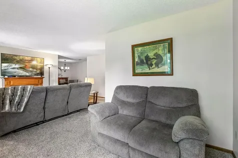 6210 Magda Drive Maple Grove MN 55369