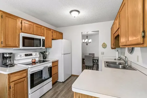 6210 Magda Drive Maple Grove MN 55369