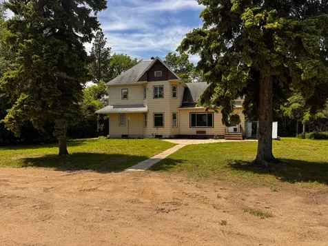 16525 80th Street SE Mooreton ND 58061