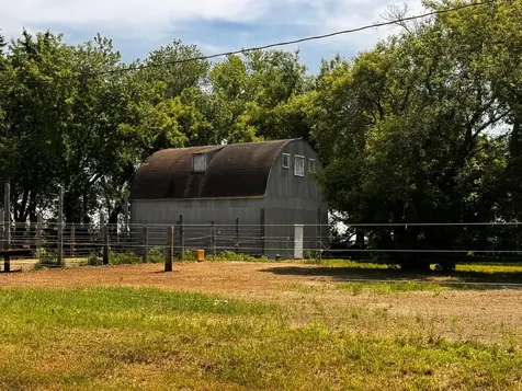 16525 80th Street SE Mooreton ND 58061