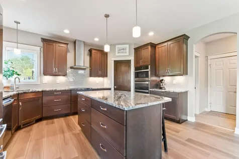 1965 Kerry Drive NE Rochester MN 55906