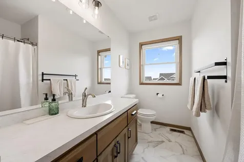 429 Collova Drive Vadnais Heights MN 55127