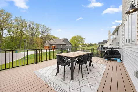 429 Collova Drive Vadnais Heights MN 55127
