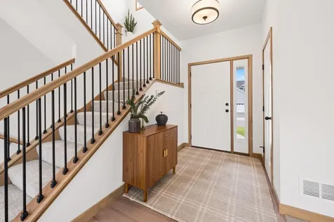 429 Collova Drive Vadnais Heights MN 55127