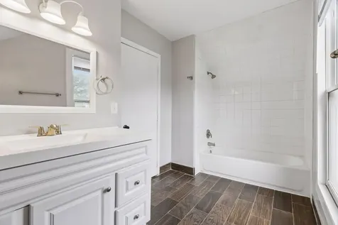 1915 Glenwood Avenue Minneapolis MN 55405