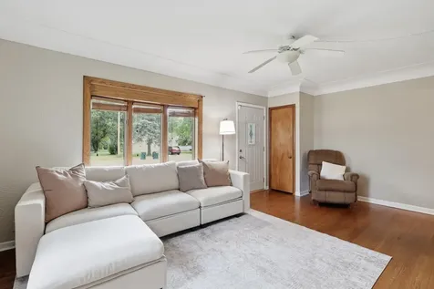 2258 W 105th Street Bloomington MN 55431