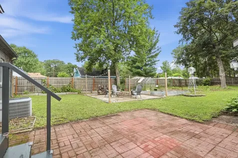 2258 W 105th Street Bloomington MN 55431