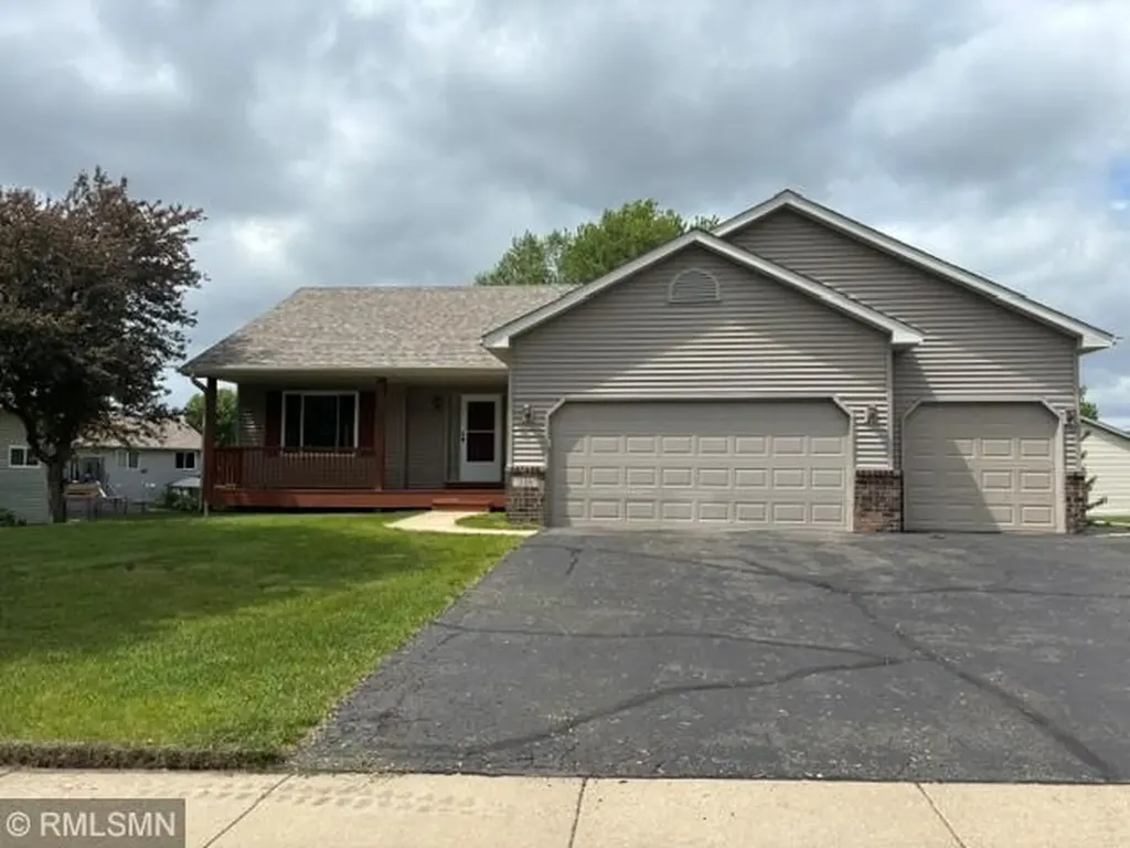 346 E Century Street Belle Plaine MN 56011