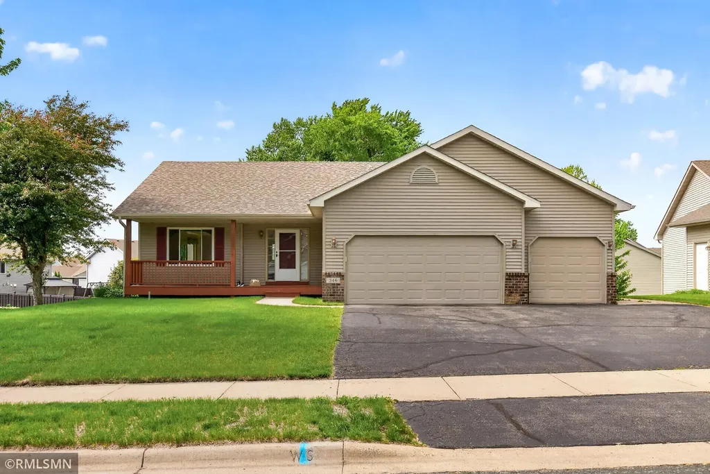346 E Century Street Belle Plaine MN 56011