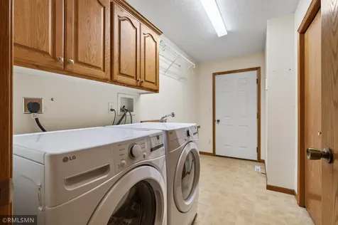 346 E Century Street Belle Plaine MN 56011
