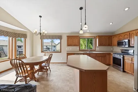 346 E Century Street Belle Plaine MN 56011