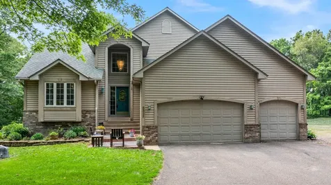 5325 Fernwood Trail North Branch MN 55056