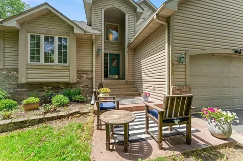 5325 Fernwood Trail North Branch MN 55056
